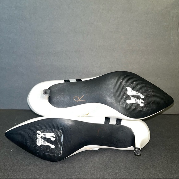 Abound Women’s Kitten Heel Booties Size 5 White Black Grey Stripe Pointed Toe - Picture 12 of 14